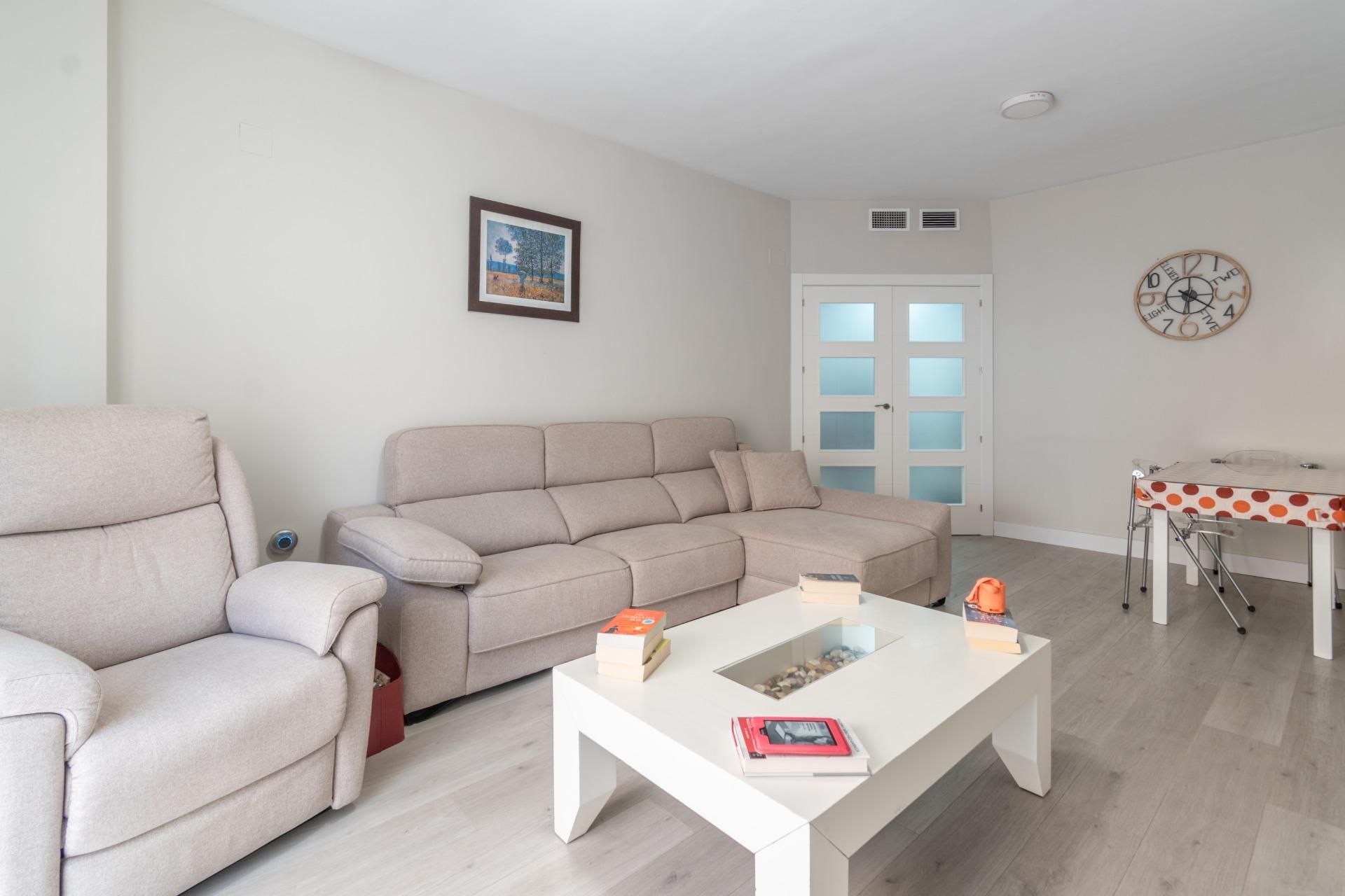 Living room of Flat for sale in Albolote  with Air Conditioner, Parquet flooring and Balcony