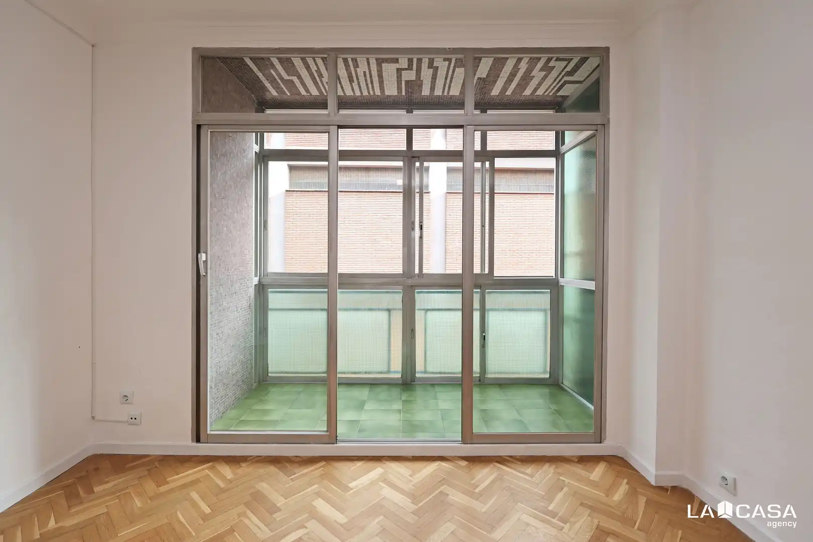 Piso en venta en Barcelona con Balcón