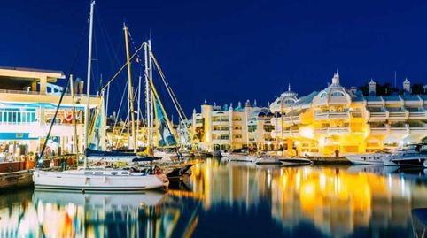 Foto 5 de Piso en venta en Parque de la Paloma, Benalmádena