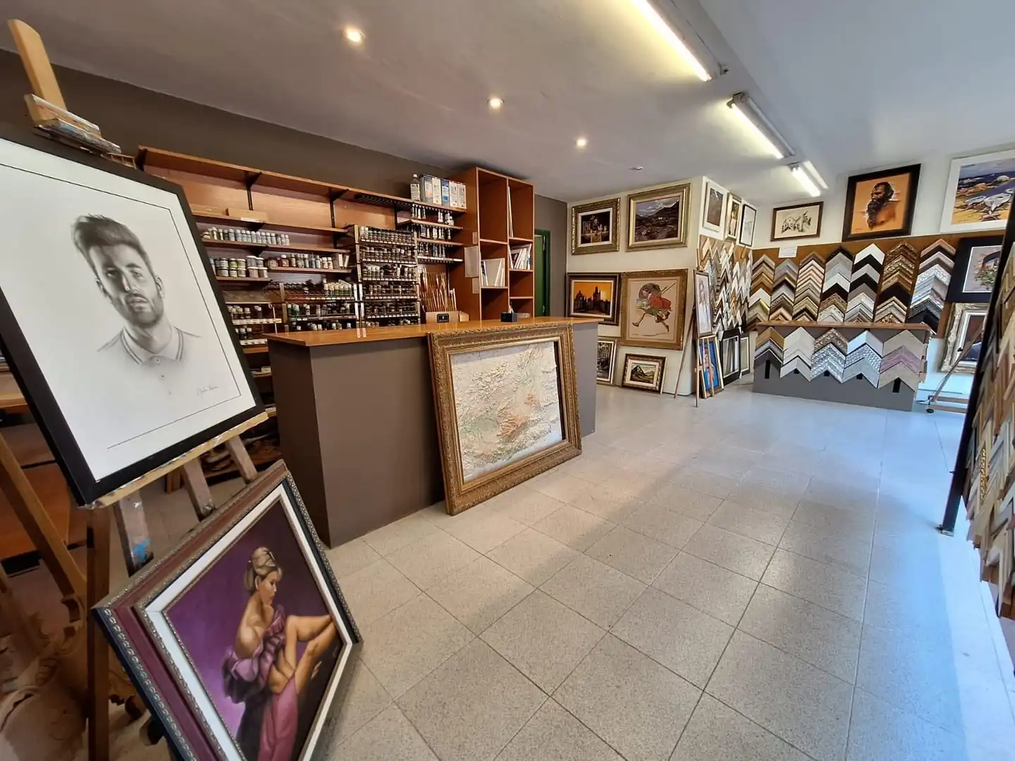 Local commercial à louer à Centre - Eixample – Can Llobet, imagen 14