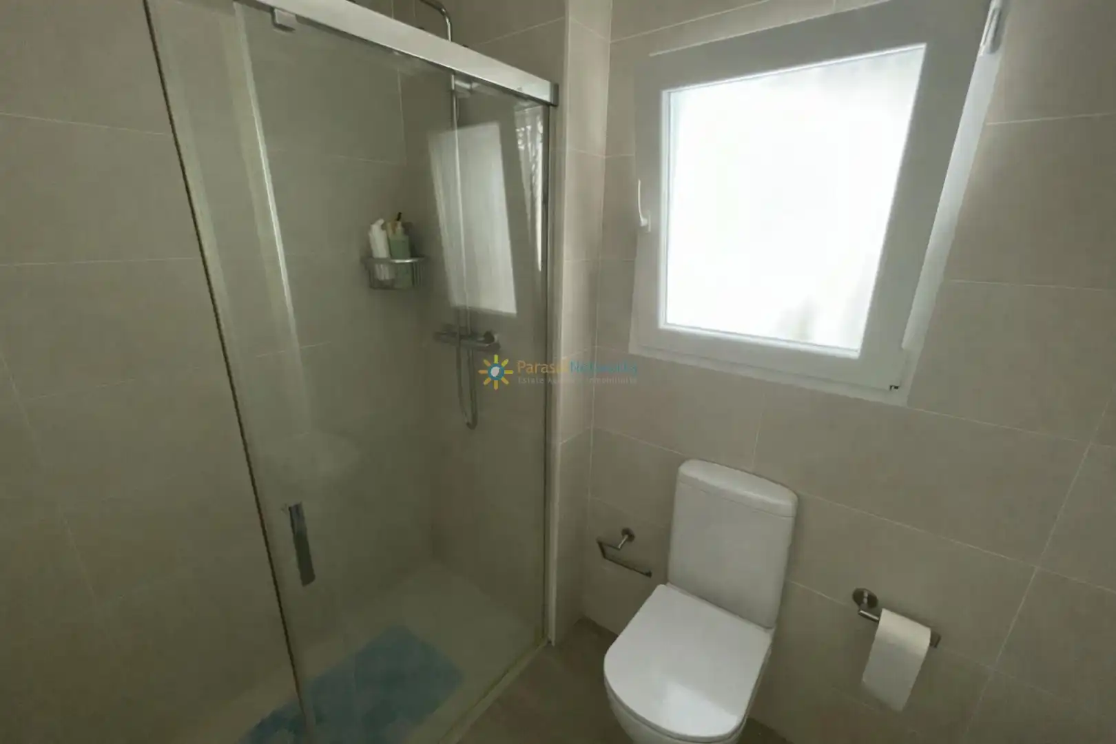 Bany de Casa o xalet en venda en Miramar amb Aire condicionat, Jardí privat i Terrassa