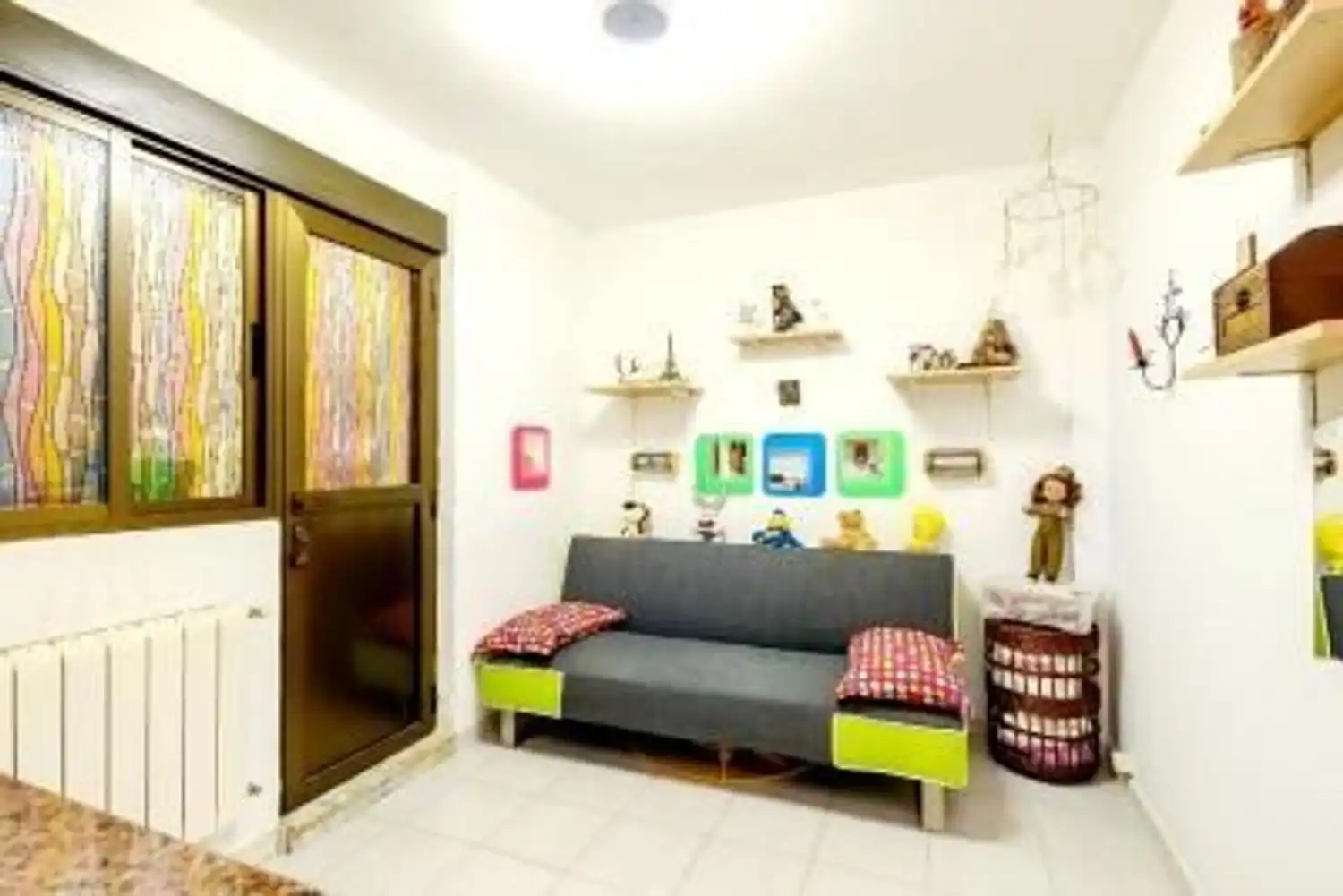 Living room of Houses for sale in Bimenes  with Heating, Private garden and Parquet flooring