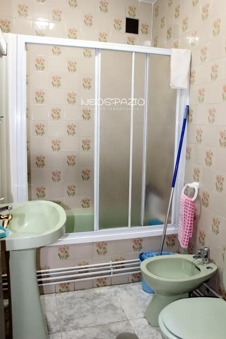 Bathroom of Flat for sale in Lugo  with Heating, Terrace and Storage room