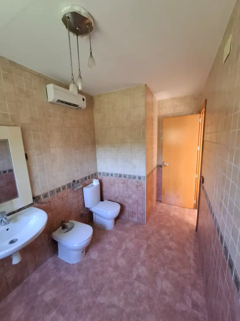 Baño de Casa o chalet en venta en El Pont de Vilomara i Rocafort con Jardín privado, Terraza y Alarma