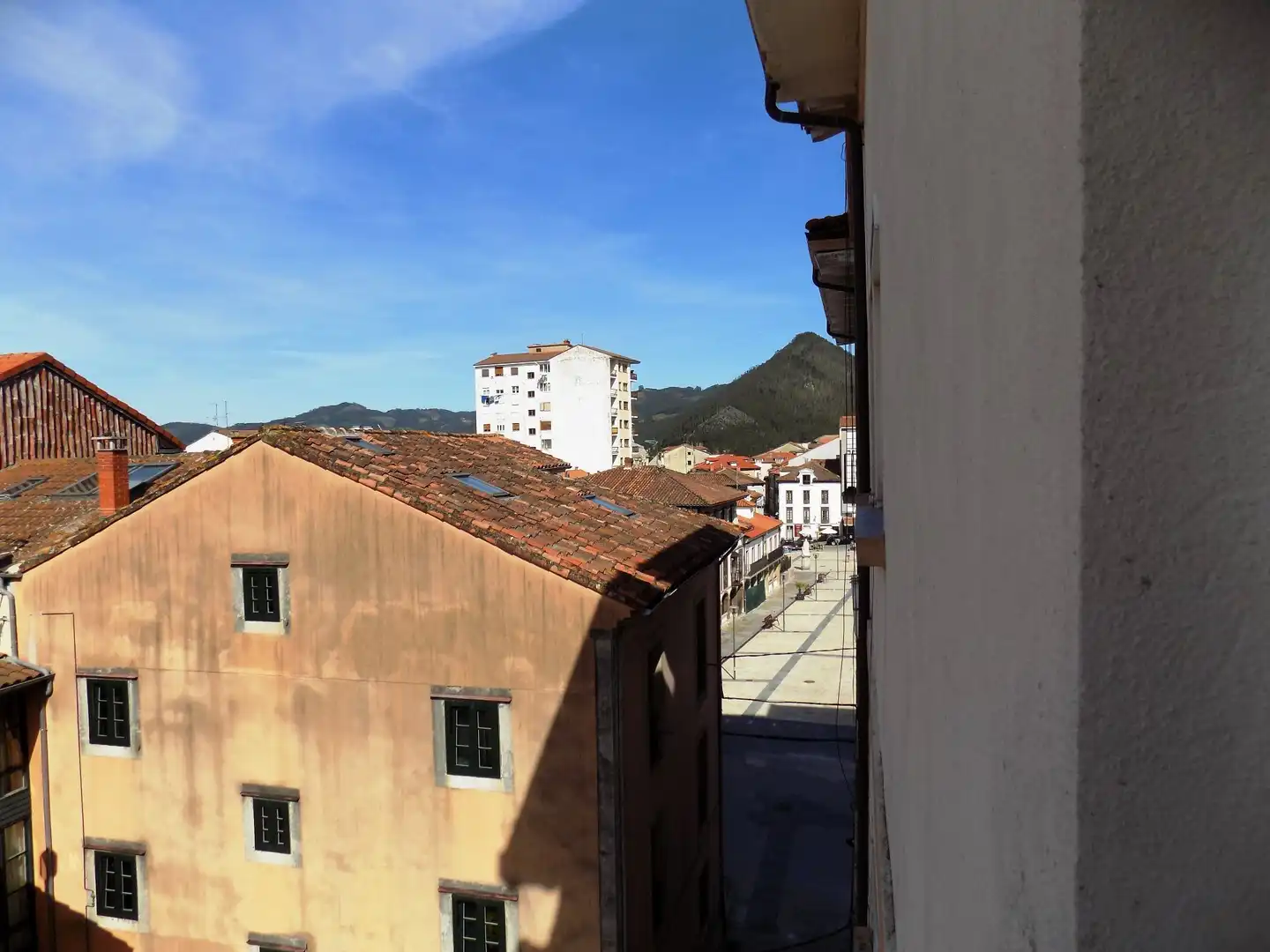 Vista exterior de Piso en venta en Pravia