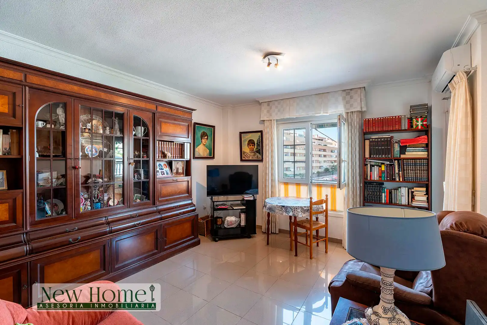 Flat with lift for sale in Avenida Reino de España, imagen 4