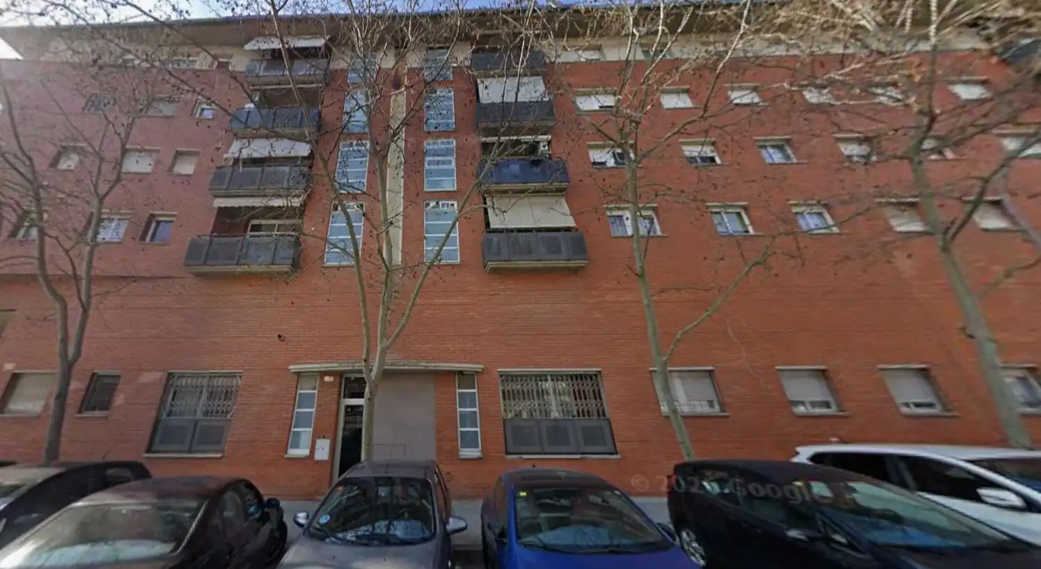 Vista exterior de Pis en venda en Terrassa amb Piscina comunitària