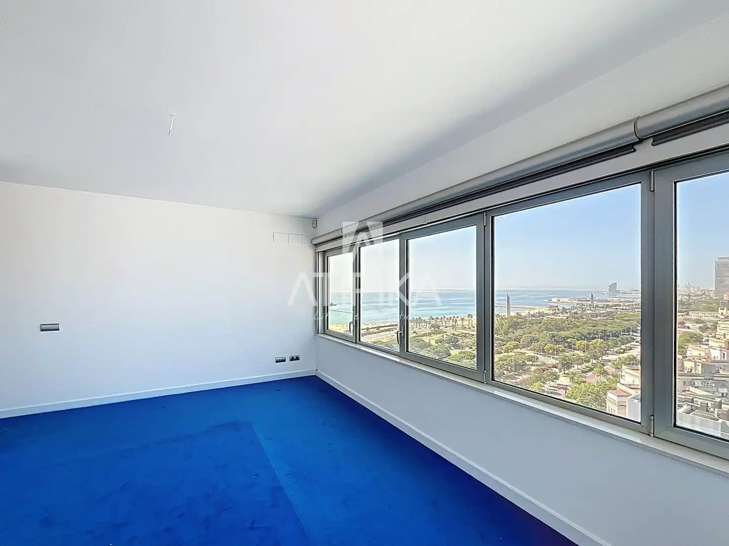 Habitación de Ático en venta en Barcelona con Aire acondicionado, Parquet y Terraza