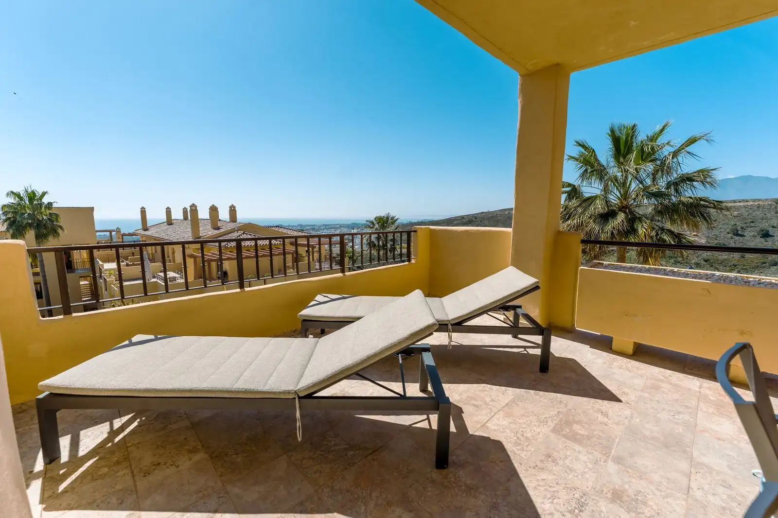 Apartamento con piscina en venta en Calle Torre Campanillas 7, imagen 24
