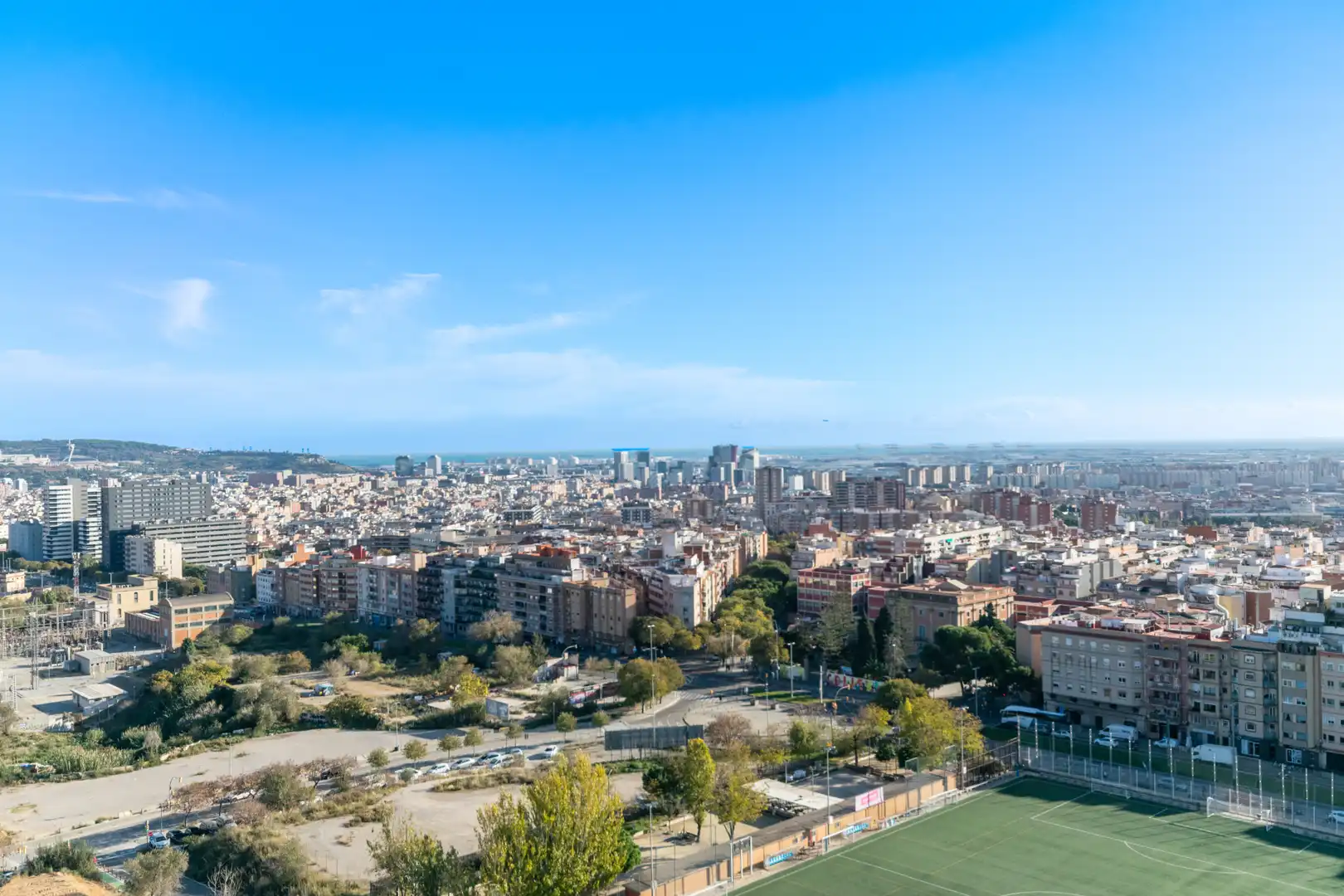 Vista exterior de Piso de alquiler en Esplugues de Llobregat con Aire acondicionado, Calefacción y Terraza