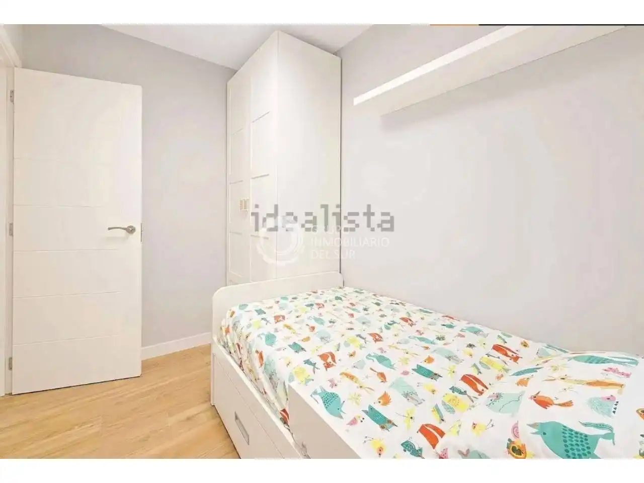 Habitación de Piso en venta en Cádiz con Terraza y Alarma