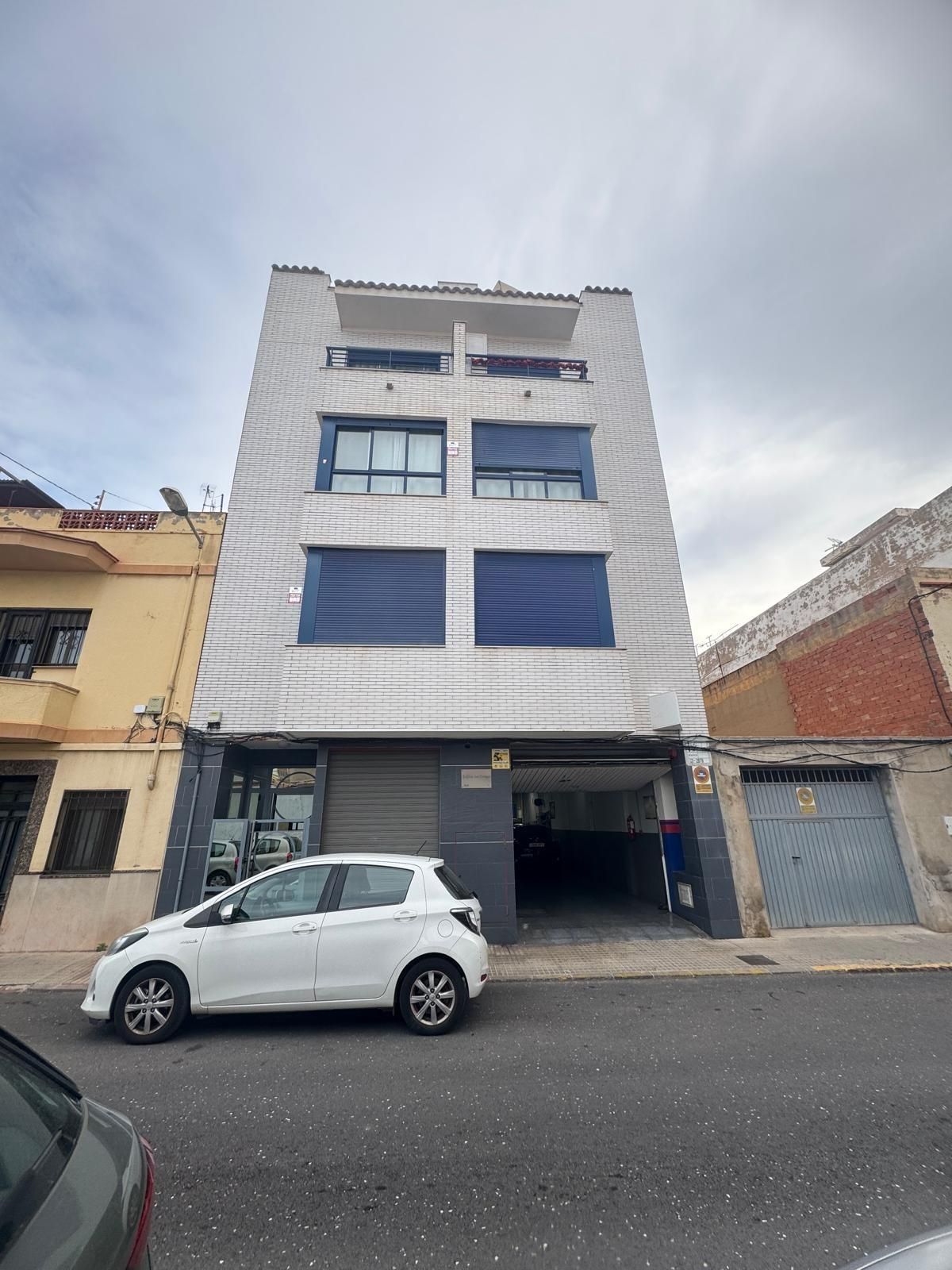 Außenansicht von Wohnungen zum verkauf in Almazora / Almassora mit Klimaanlage, Terrasse und Balkon