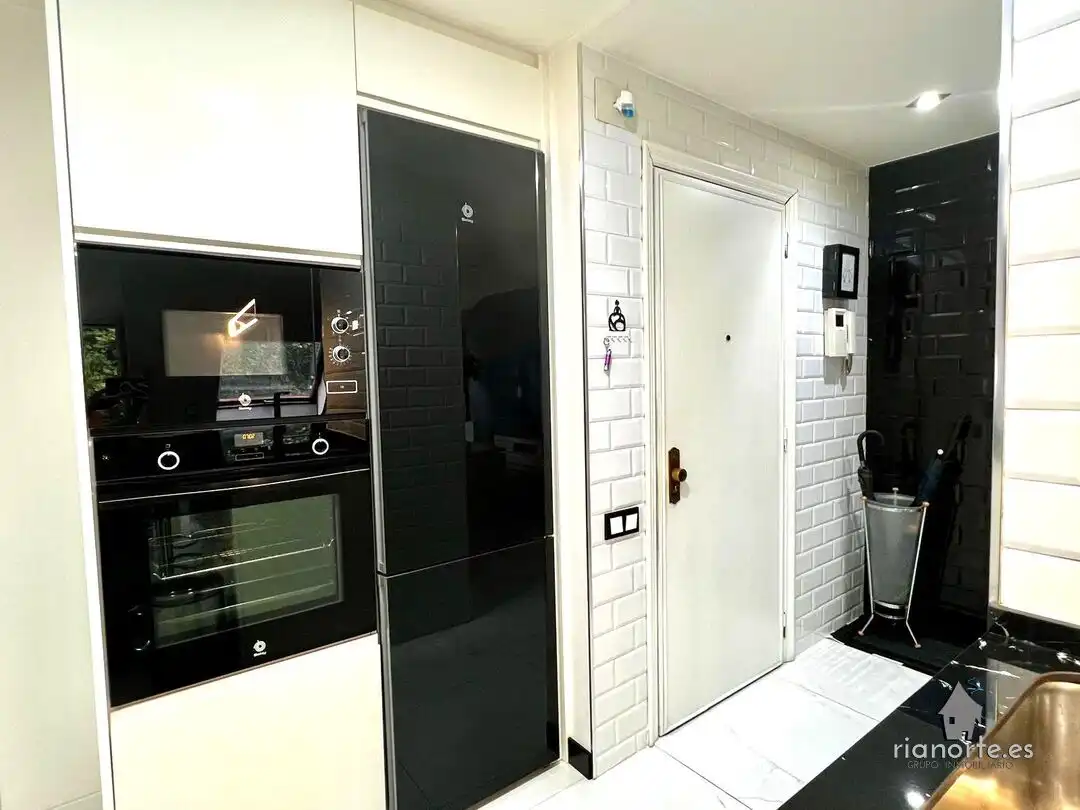Wohnung mit Aufzug zum Verkauf in La Felguera, imagen 2