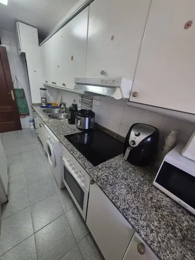Küche von Wohnung zum Verkauf in Salou mit Klimaanlage