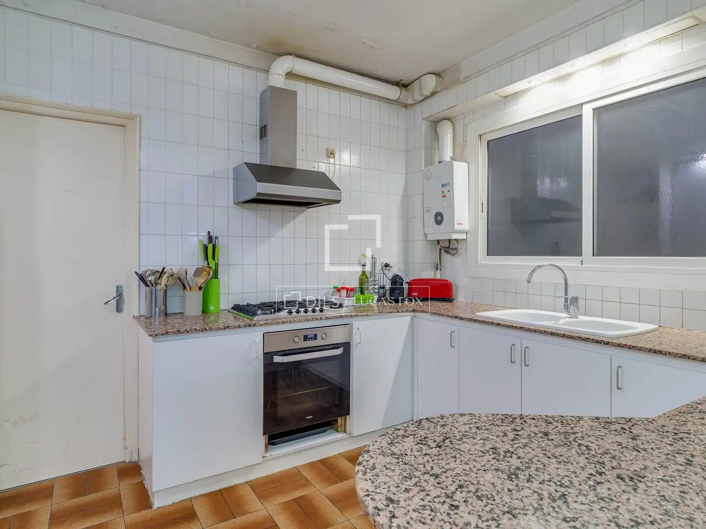 Kitchen of Flat for sale in Barcelona  with Storage room