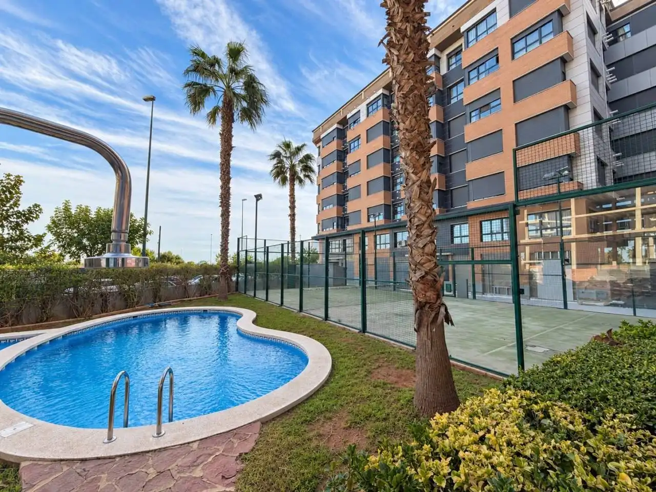 Schwimmbecken von Wohnung zum Verkauf in Centro 