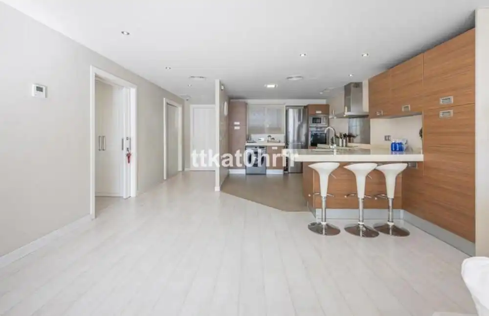 Apartament de lloguer en Marbella amb Aire condicionat, Terrassa i Moblat
