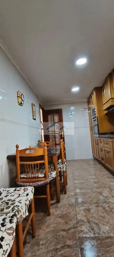 Menjador de Pis en venda en Crevillent amb Aire condicionat i Balcó