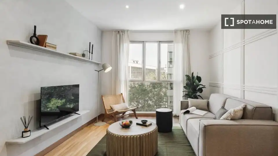 Sala d'estar de Apartament per a compartir en Barcelona amb Aire condicionat, Terrassa i Moblat