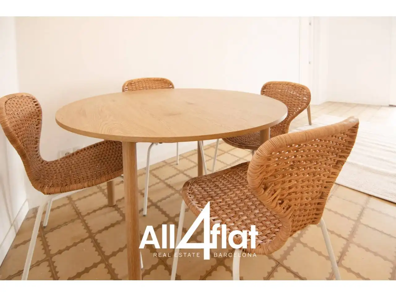 Exterior view of Flat for sale in Barcelona  with Air Conditioner