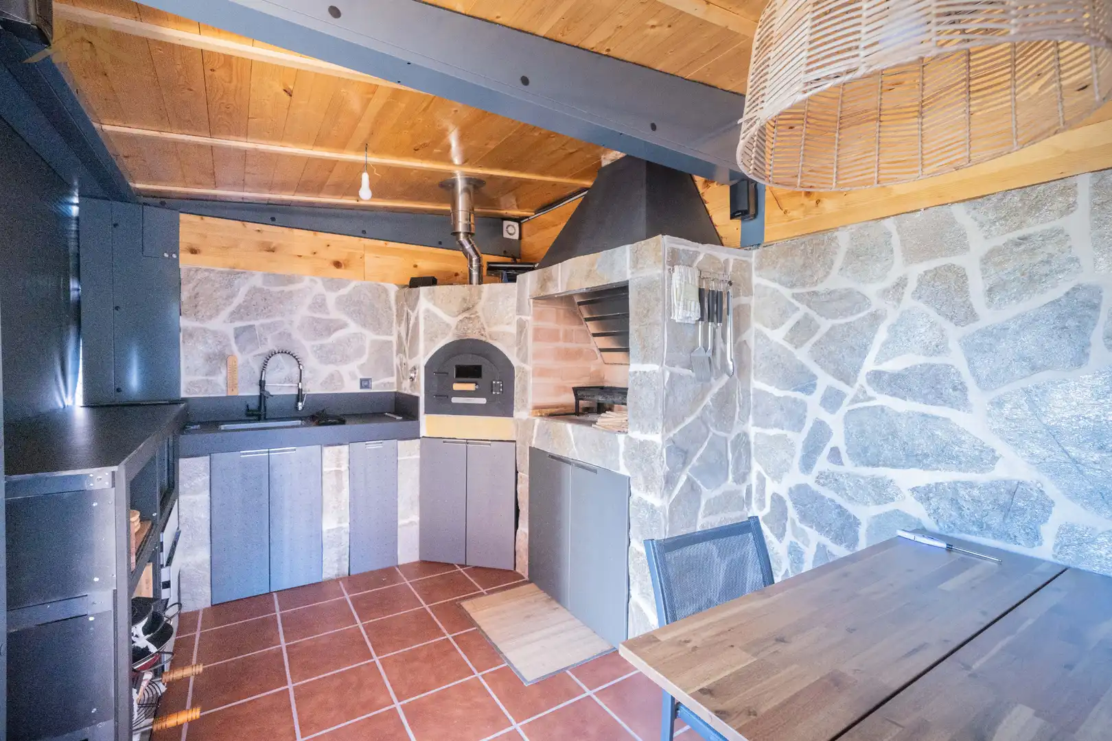 Cocina de Casa o chalet en venta en Miraflores de la Sierra con Aire acondicionado, Calefacción y Jardín privado