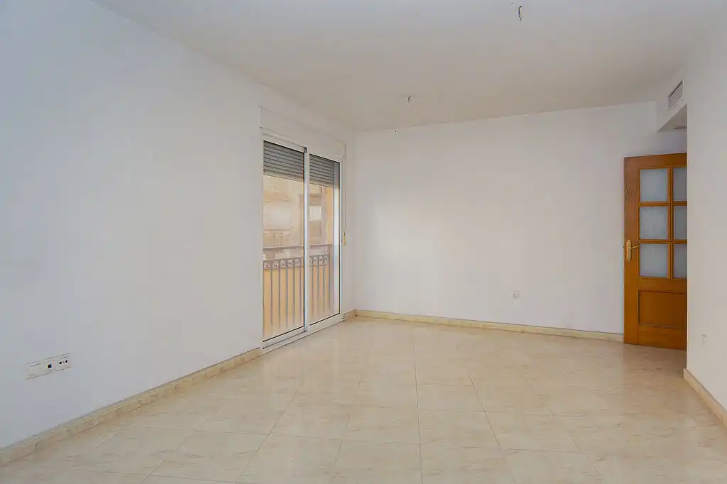 Appartamento con ascensore in vendita a Av de Cieza, imagen 4