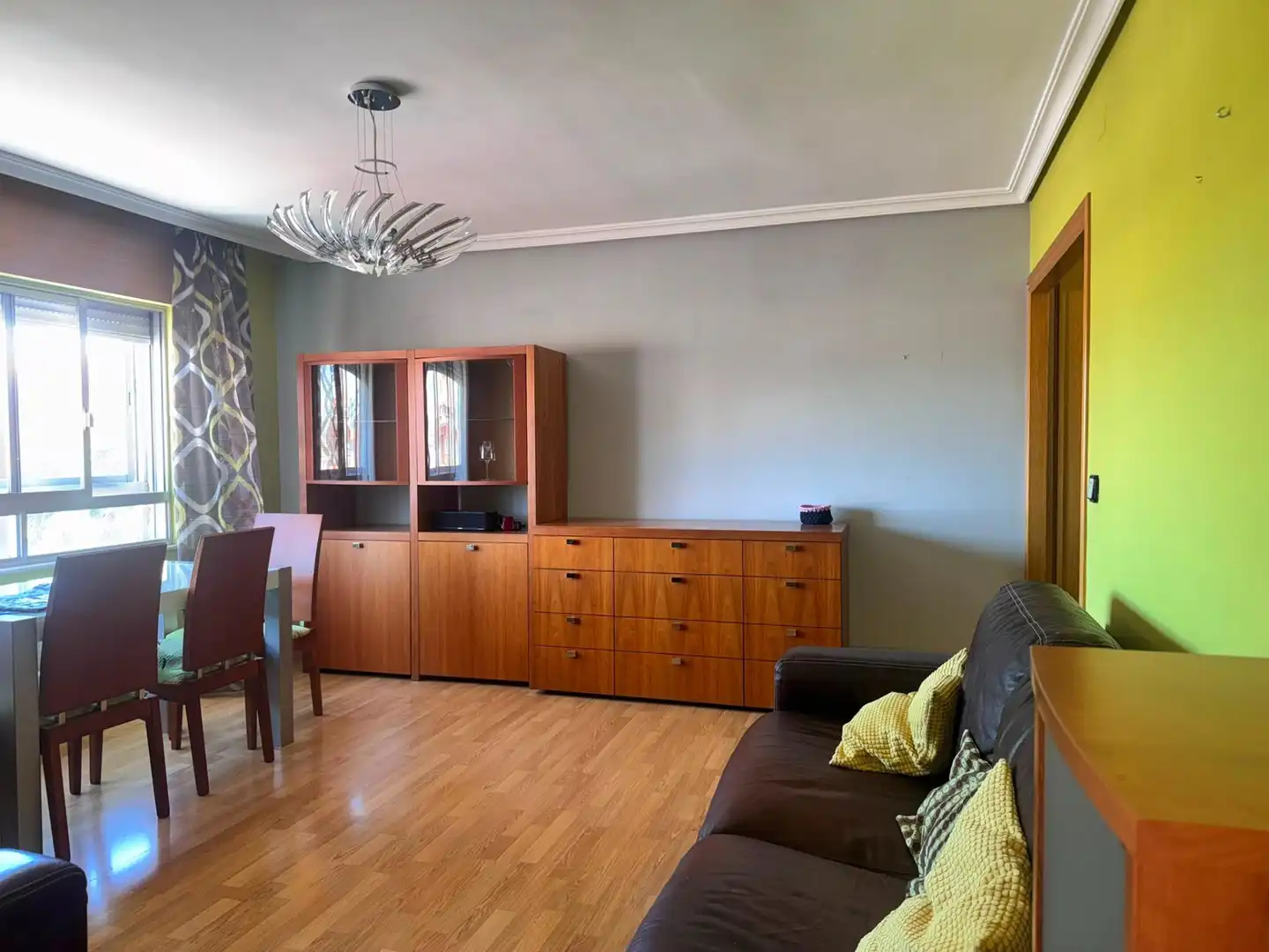 Sala d'estar de Pis en venda en Palencia amb Parquet