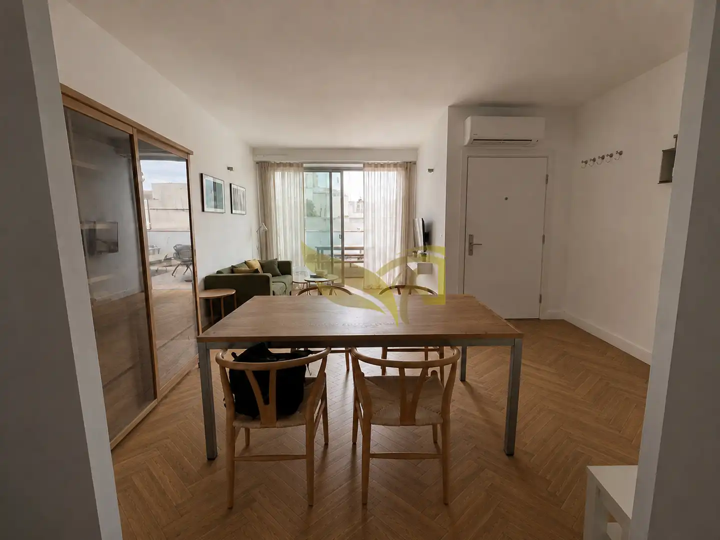 Schlafzimmer von Wohnung zum Verkauf in Madrid mit Klimaanlage, Heizung und Terrasse