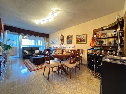 Dining room of Flat for sale in  Madrid Capital  with Heating, Private garden and Terrace