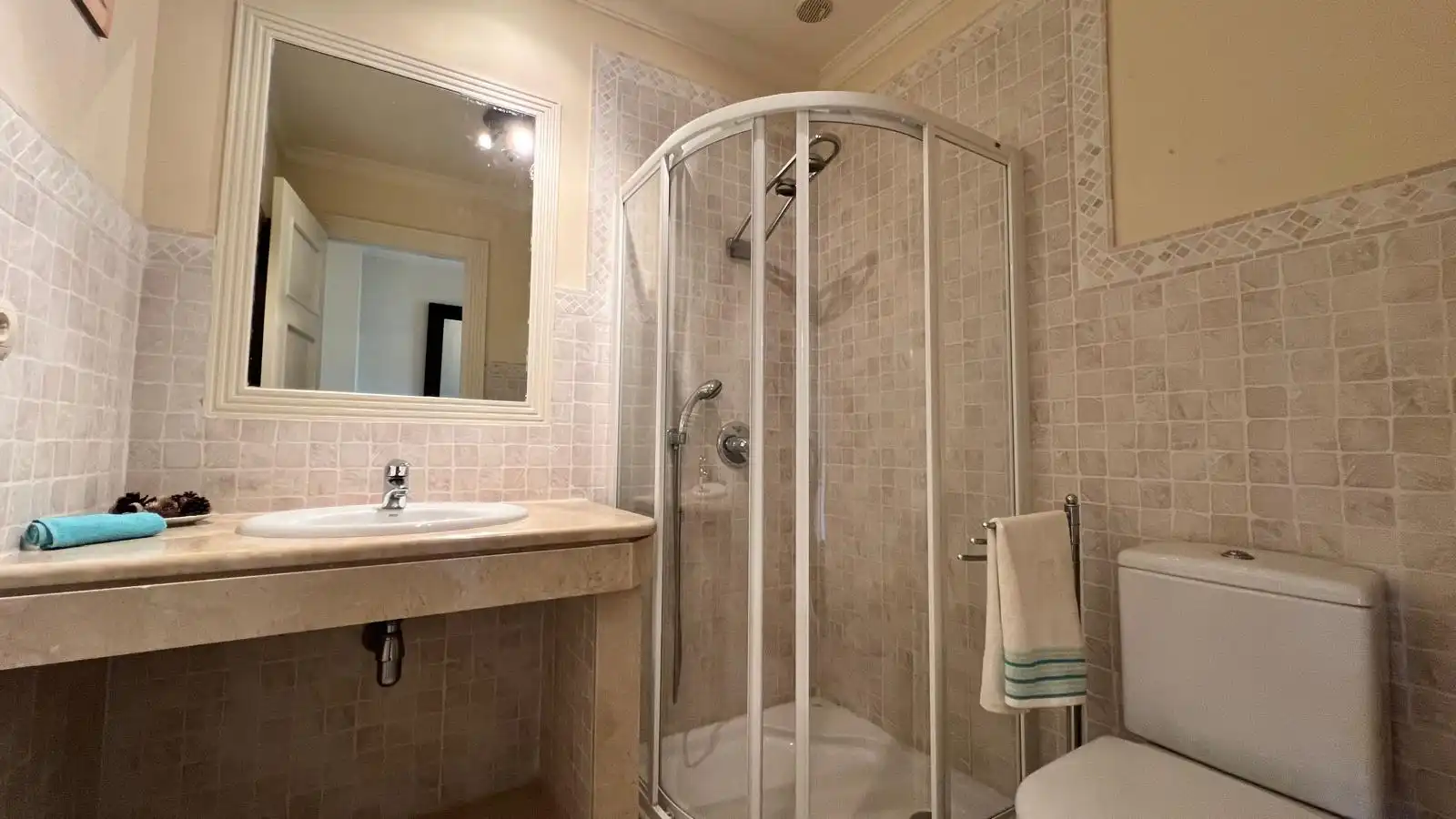 Bathroom of Apartments for sale in Altea  with Air Conditioner, Heating and Terrace