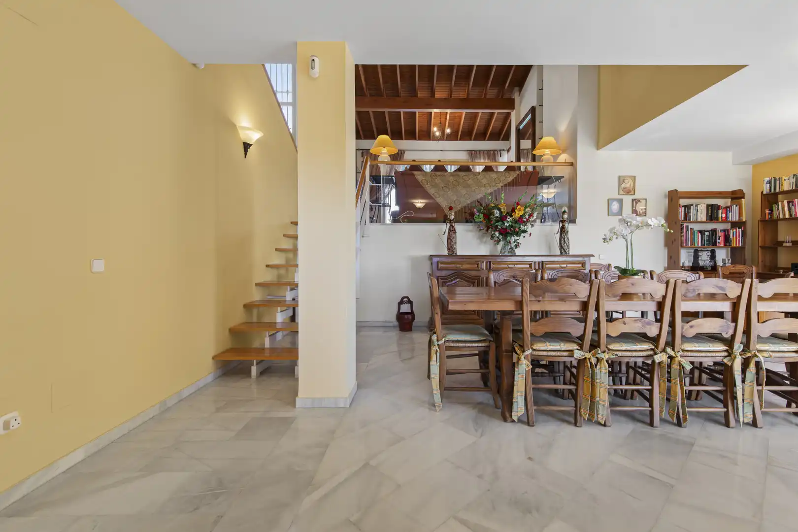 Dining room of Houses for sale in Benahavís  with Air Conditioner, Heating and Private garden