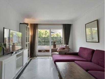 Living room of Flat for sale in Marbella  with Air Conditioner, Furnished and Oven