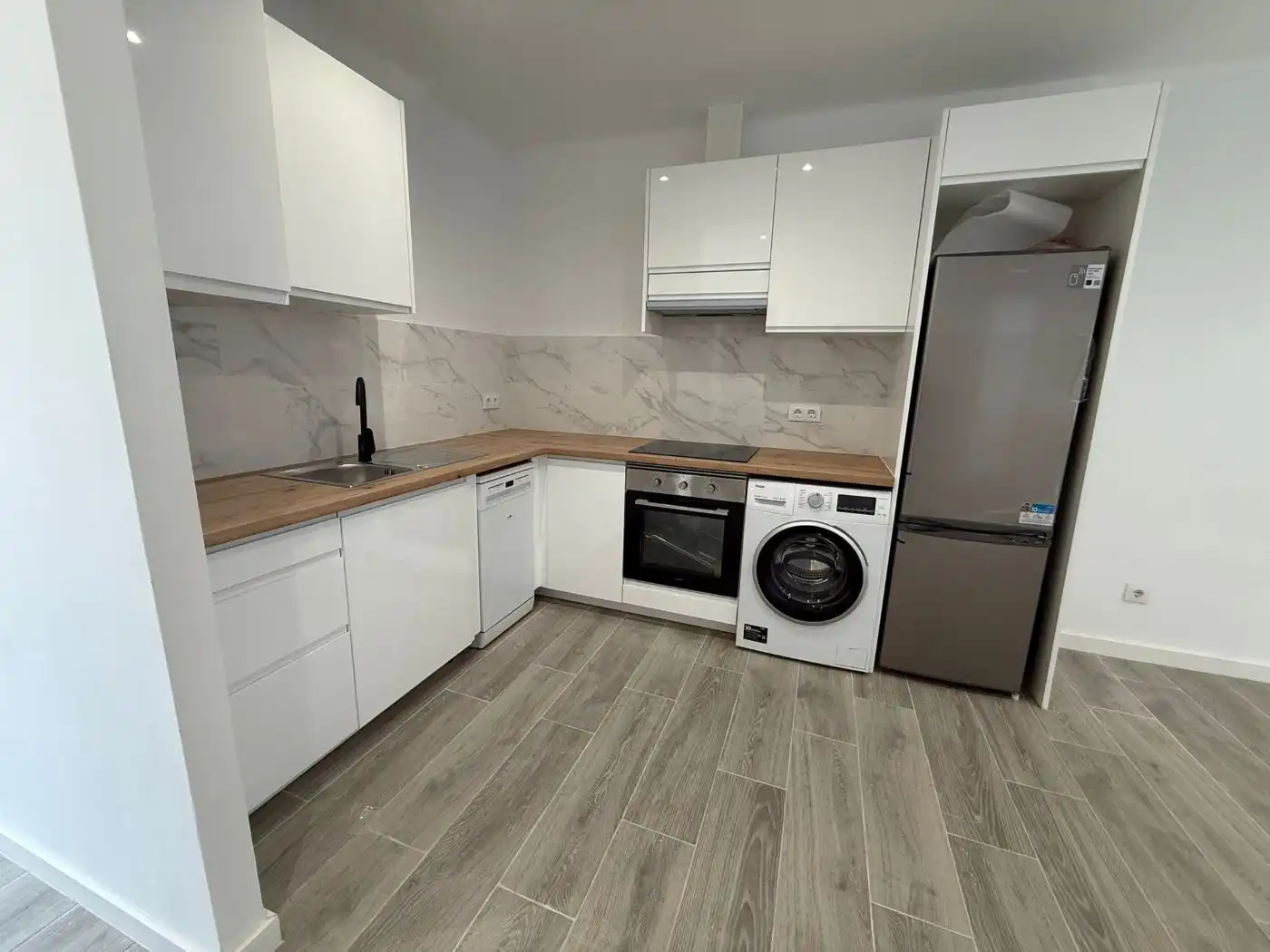 Kitchen of Apartments for sale in Empuriabrava  with Air Conditioner, Heating and Terrace