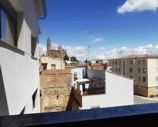 Vista exterior de Edifici en venda en Almenar