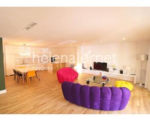 Living room of Flat for sale in Sant Feliu de Guíxols  with Air Conditioner, Heating and Terrace