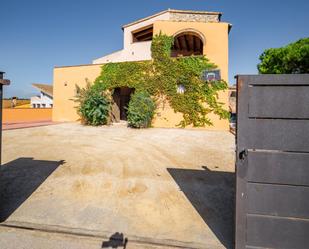 Vista exterior de Casa o xalet en venda en Pedret i Marzà amb Aire condicionat i Terrassa