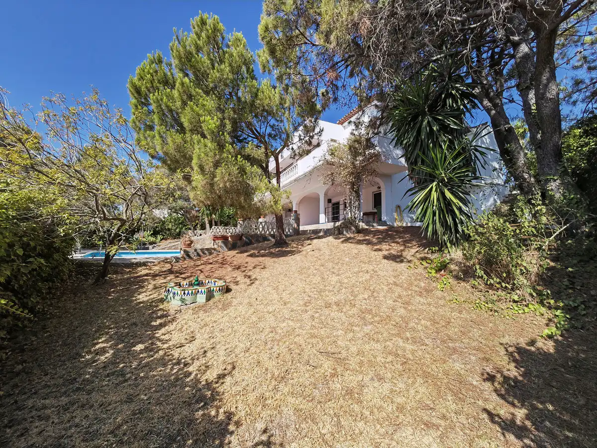 Jardí de Casa o xalet en venda en Estepona amb Aire condicionat, Jardí privat i Terrassa