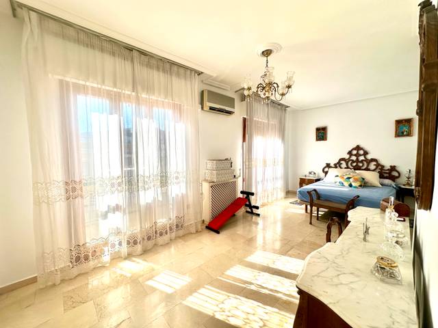 Piso en Venta en Calle Camilo José Cela en Centro