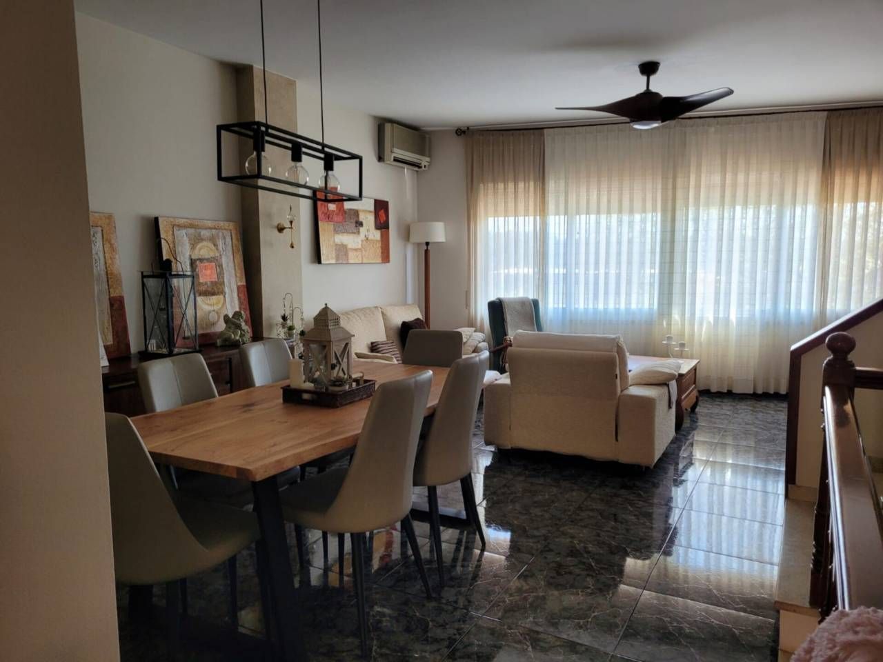 Menjador de Casa o xalet en venda en Sabadell amb Aire condicionat, Calefacció i Terrassa