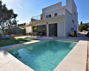 Swimming pool of House or chalet to rent in Artà  with Air Conditioner, Heating and Private garden