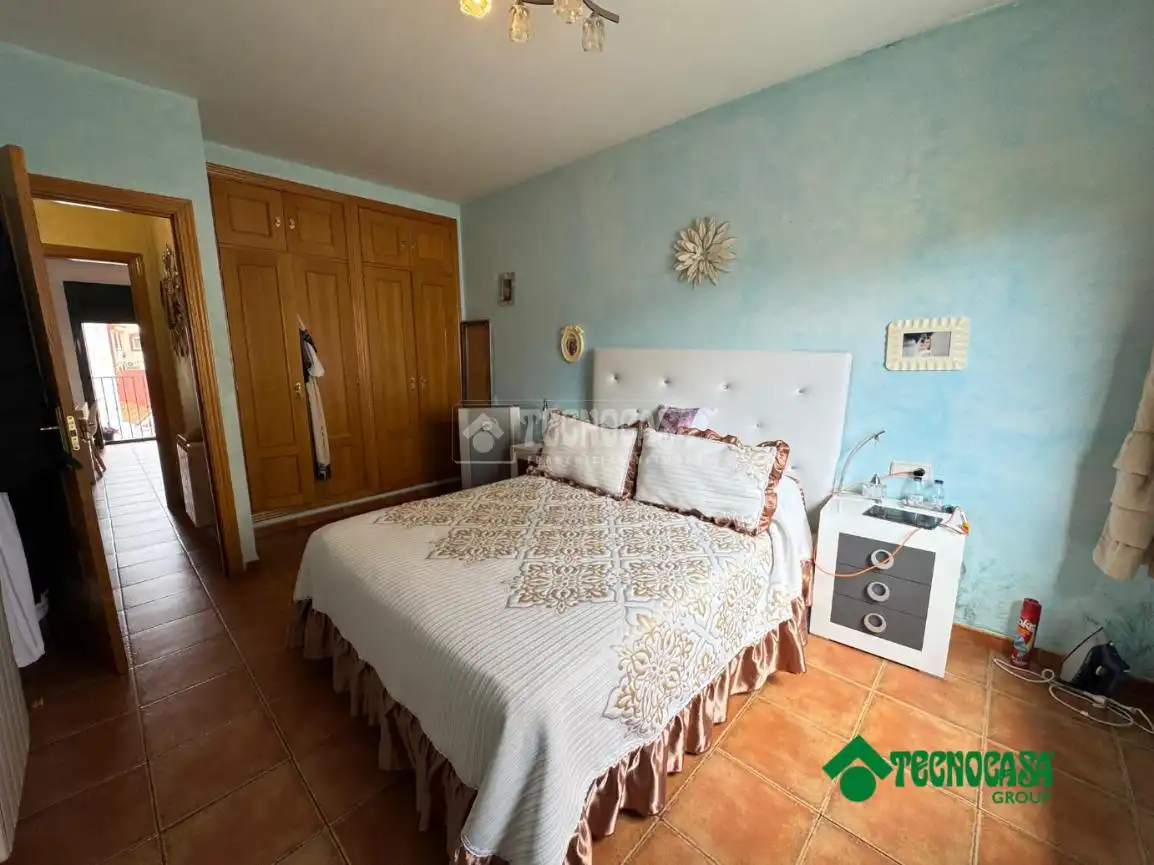 Habitación de Casa adosada en venta en Torrijos con Aire acondicionado, Calefacción y Jardín privado