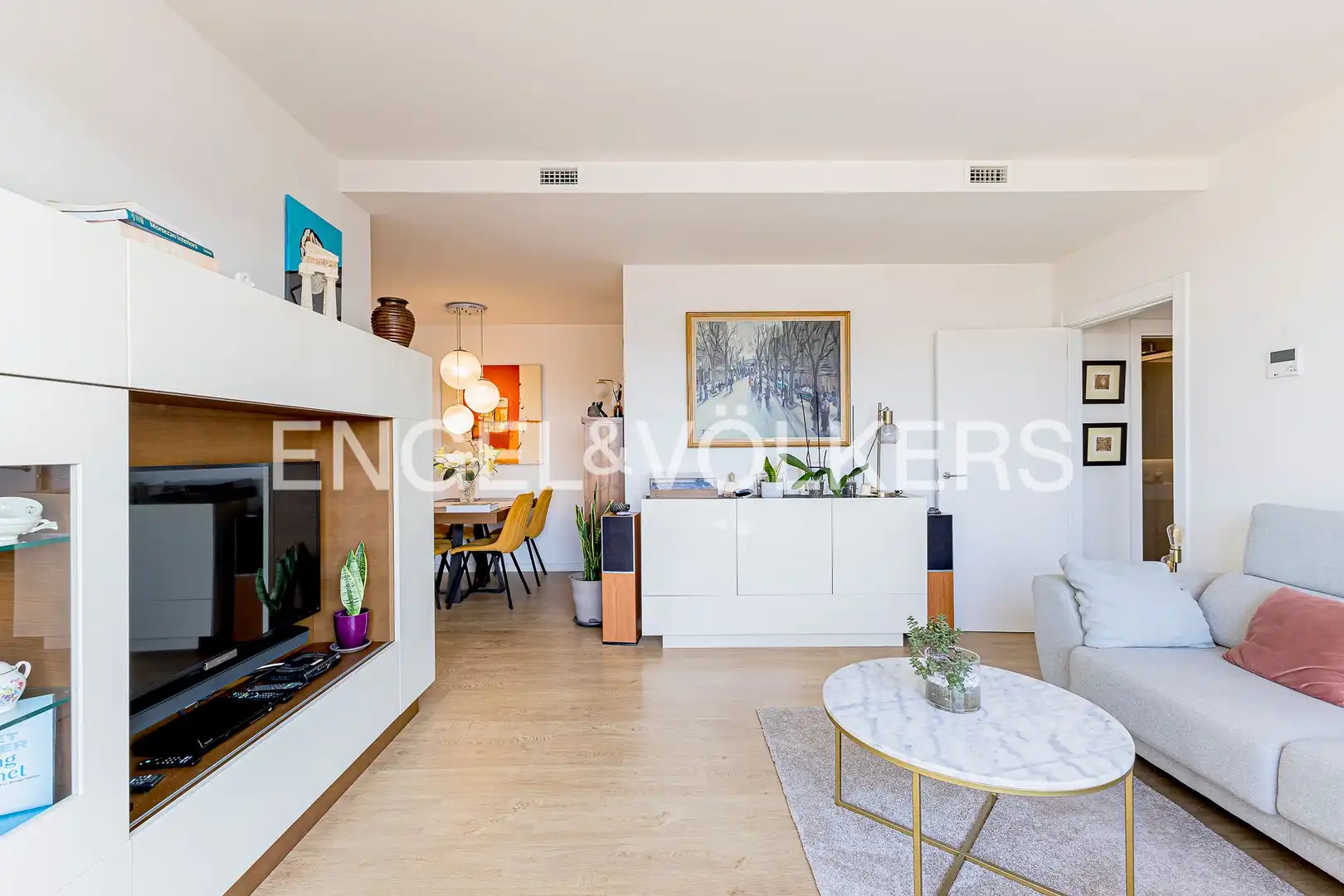 Sala d'estar de Àtic en venda en L'Hospitalet de Llobregat amb Aire condicionat, Calefacció i Parquet