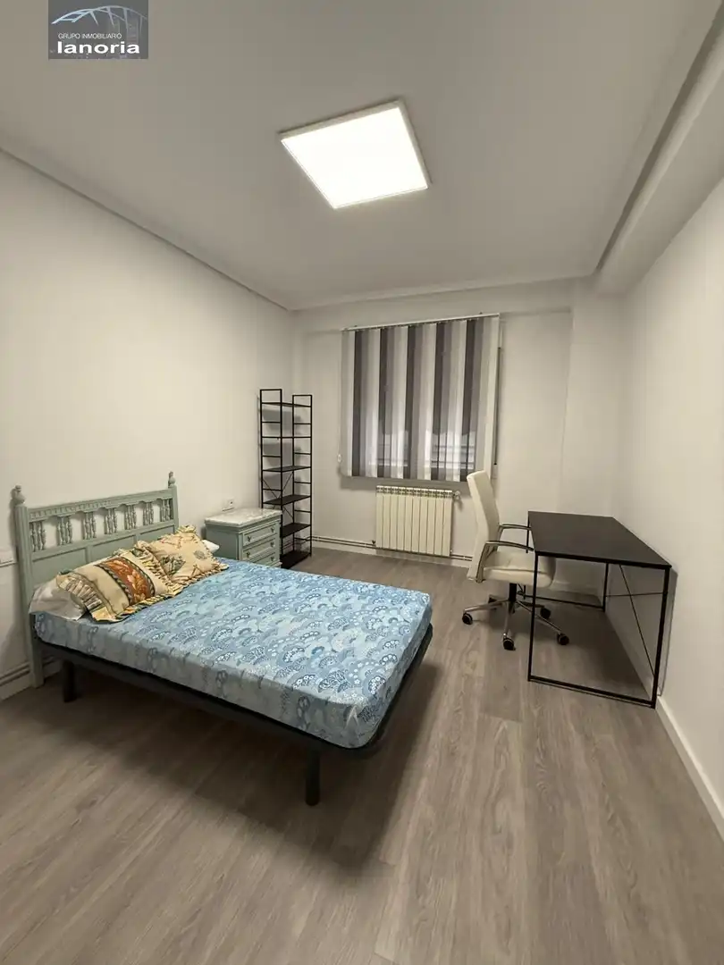 Flat for rent in Ensanche - Franciscanos