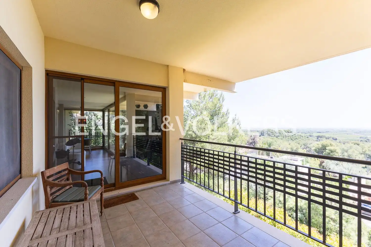 Balcony of Houses for sale in Chiva  with Air Conditioner, Heating and Private garden