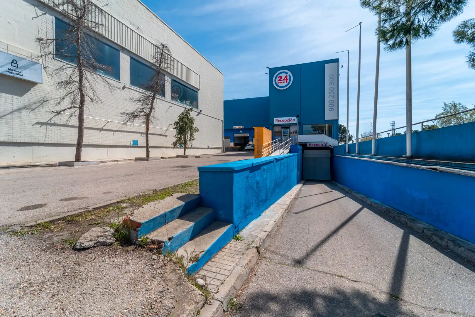 Exterior view of Storage room for rent in Alcorcón