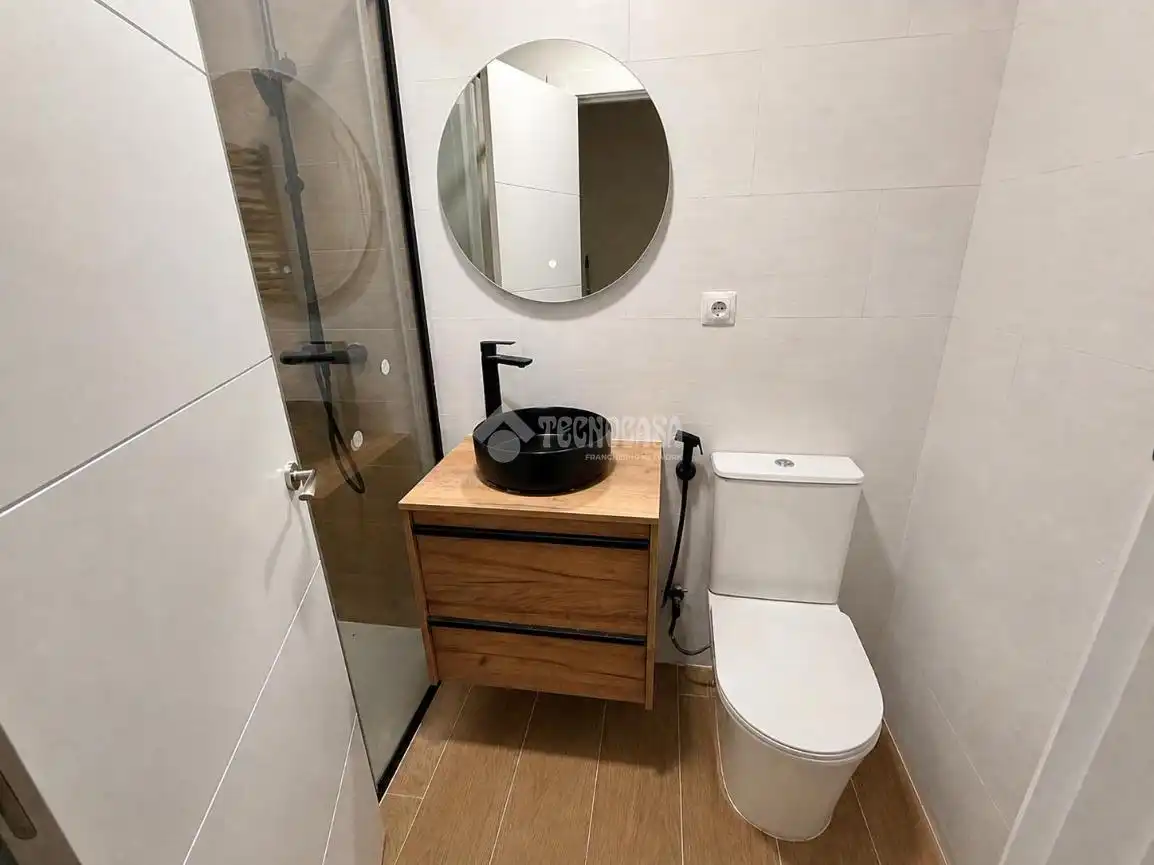 Baño de Piso en venta en Madrid con Parquet y Balcón