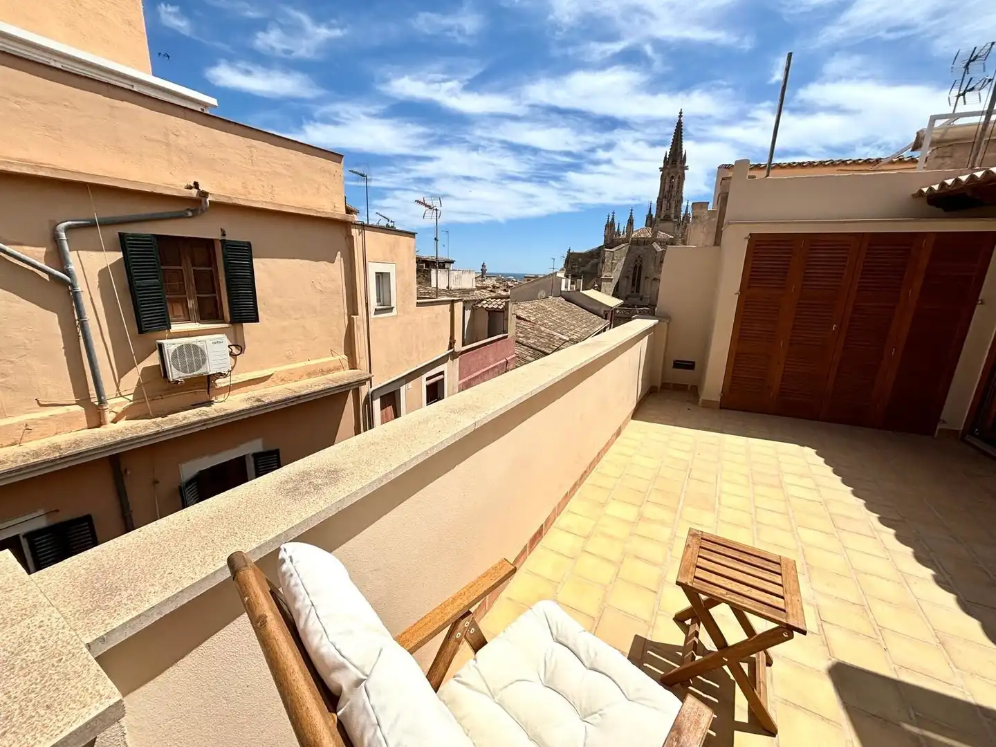 Flat for rent in Cort