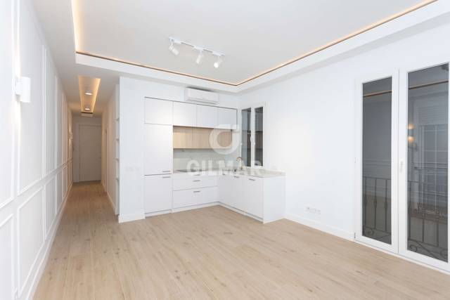 Piso en Venta en Ibiza de Madrid