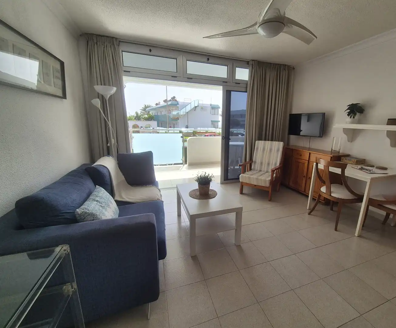 Wohnzimmer von Wohnungen zur Miete in San Bartolomé de Tirajana mit Privatgarten, Terrasse und Schwimmbad