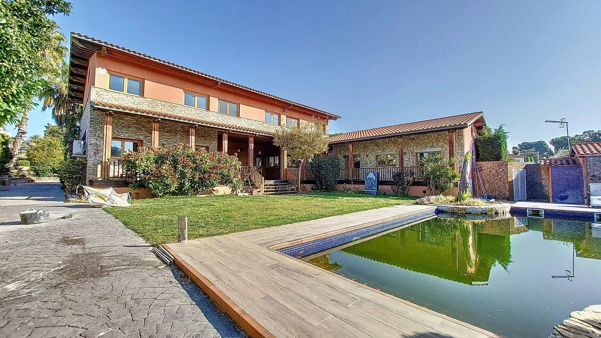 Vista exterior de Casa o chalet en venta en Calafell con Aire acondicionado, Calefacción y Jardín privado